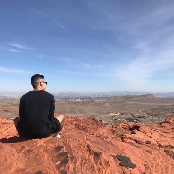 Poshmark profile picture for @zimbabwe
